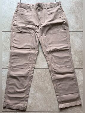 Men's Casual Chino Pants in Taupe